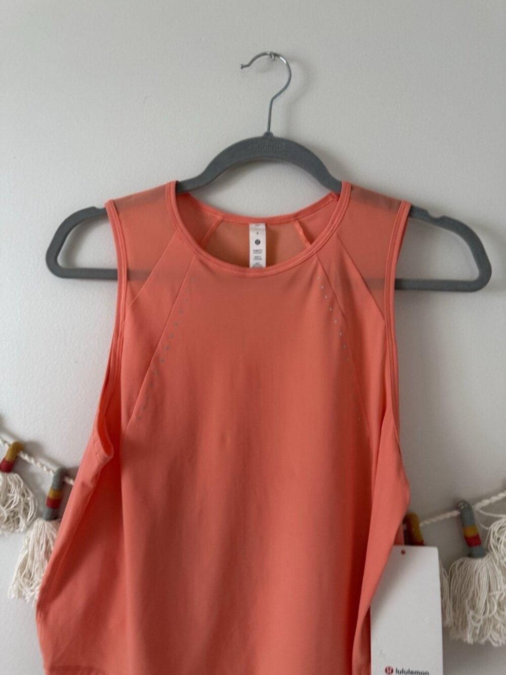 Lululemon Sculpt Cropped Tank Top Pleated Sun Orange Lightweight Run NWT 6 - Picture 3 of 8